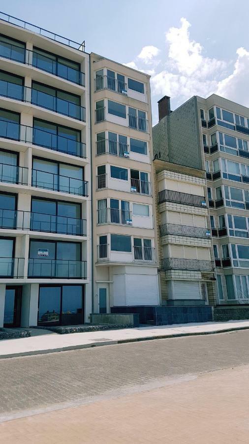 Zeedijk 241, Uitzicht Op Zee, Vue Sur La Mer Koksijde Zewnętrze zdjęcie